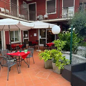 Hotel Garni Capinera **